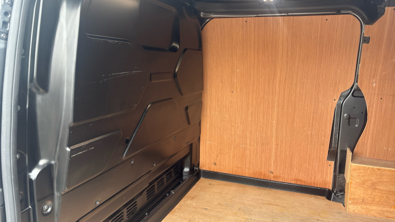 Ford Transit Custom 280 L1 Diesel Fwd 2.0 EcoBlue 130ps Low Roof Limited Van